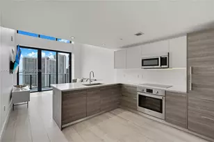 121 NE 34th St, Miami, FL 33137 - Photo 5