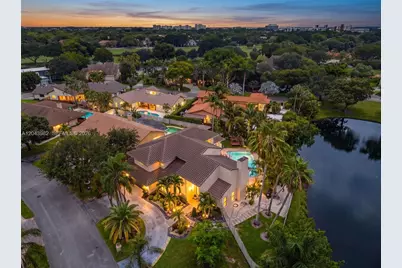 962 SW 93rd Ter, Plantation, FL 33324 - Photo 1
