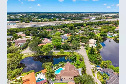 962 SW 93rd Ter, Plantation, FL 33324 - Photo 17