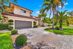 962 SW 93rd Terrace, Plantation, FL 33324 - Photo 5