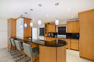 13200 Ortega Ln, North Miami, FL 33181 - Photo 13