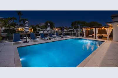 13200 Ortega Ln, North Miami, FL 33181 - Photo 11