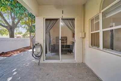 14003 N Cypress Cove Cir, Davie, FL 33325 - Photo 59