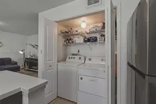 977 Riverside Dr, Coral Springs, FL 33071 - Photo 19