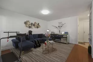 977 Riverside Dr, Coral Springs, FL 33071 - Photo 7