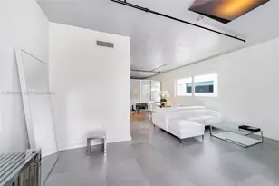 1700 Meridian Ave, Miami Beach, FL 33139 - Photo 7