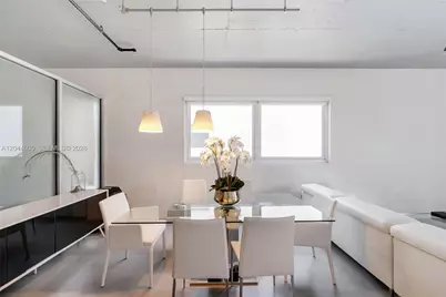 1700 Meridian Ave #310, Miami Beach, FL 33139 - Photo 3