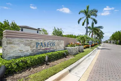 20610 NE 5th Pl, Miami, FL 33179 - Photo 25