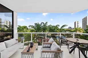 20281 E Country Club Dr, Aventura, FL 33180 - Photo 3