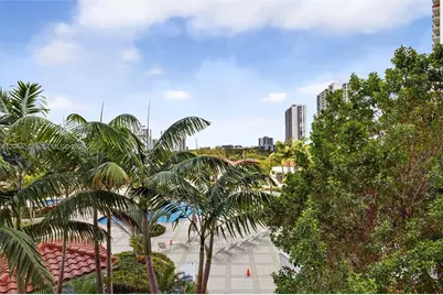 20281 E Country Club Dr #407, Aventura, FL 33180 - Photo 31