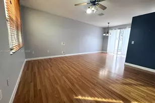 1435 NW 154th Ln, Pembroke Pines, FL 33028 - Photo 3