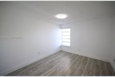 3501 W 11th Ave #202, Hialeah, FL 33012 - Photo 7