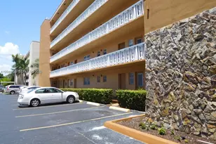 219 NE 14th Ave, Hallandale Beach, FL 33009 - Photo 7