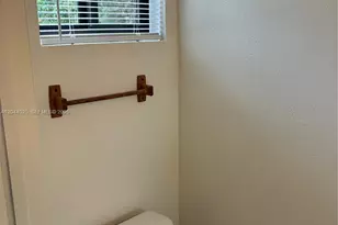 153 NE 141st St, Miami, FL 33161 - Photo 7