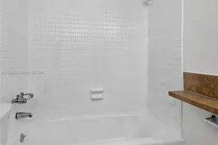 1501 NE 191st St, Miami, FL 33179 - Photo 21