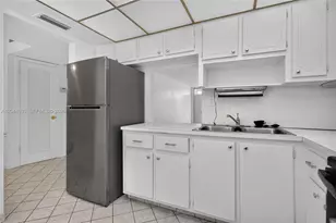 1501 NE 191st St, Miami, FL 33179 - Photo 17