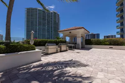 20000 E Country Club Dr #108, Aventura, FL 33180 - Photo 31