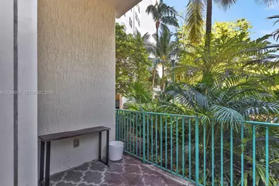20000 E Country Club Dr #108, Aventura, FL 33180 - Photo 29
