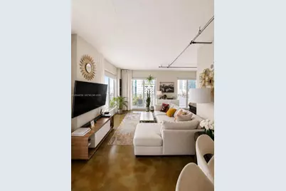 455 NE 25th St #806, Miami, FL 33137 - Photo 1