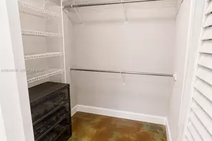 455 NE 25th St, Miami, FL 33137 - Photo 13