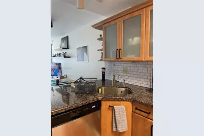 2899 Collins Ave #1726, Miami Beach, FL 33140 - Photo 13