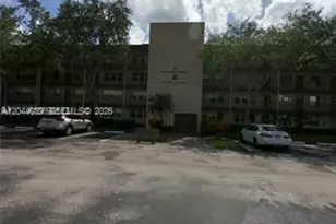300 SW 134th Way, Pembroke Pines, FL 33027 - Photo 1