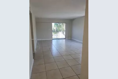 4550 W 16th Ave #301, Hialeah, FL 33012 - Photo 13