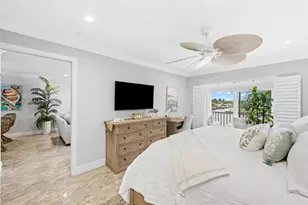 711 N Riverside Dr, Pompano Beach, FL 33062 - Photo 13