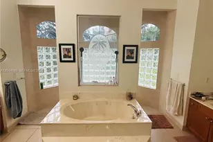 13754 N 48th Ct N, West Palm Beach, FL 33411 - Photo 11