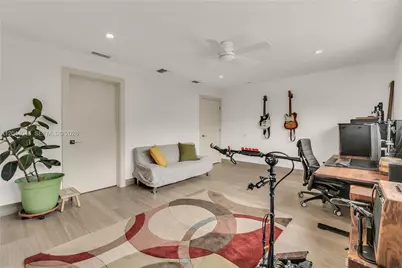 2820 NE 40th Ct, Fort Lauderdale, FL 33308 - Photo 19