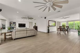 2820 NE 40th Ct, Fort Lauderdale, FL 33308 - Photo 9