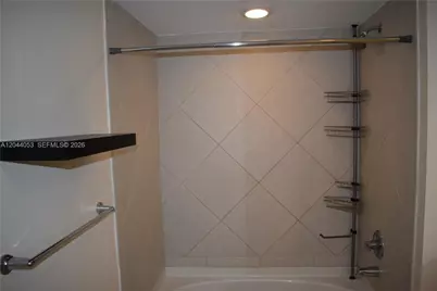 325 S Biscayne Blvd #3616, Miami, FL 33131 - Photo 9