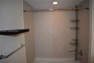 325 S Biscayne Blvd, Miami, FL 33131 - Photo 9