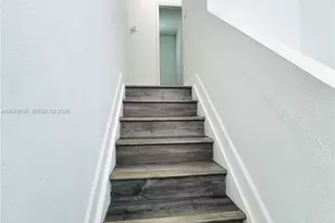 363 NE 35th Ter, Homestead, FL 33033 - Photo 13