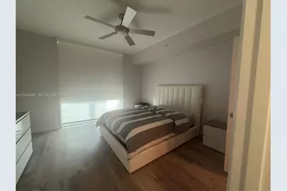 253 NE 2nd St #1204, Miami, FL 33132 - Photo 9