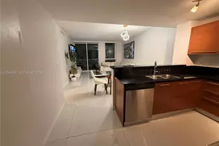 253 NE 2nd St, Miami, FL 33132 - Photo 5