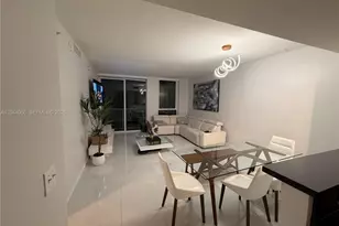253 NE 2nd St, Miami, FL 33132 - Photo 3