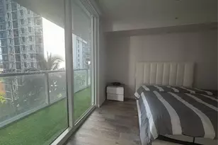 253 NE 2nd St, Miami, FL 33132 - Photo 7