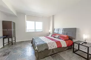325 S Biscayne Blvd, Miami, FL 33131 - Photo 13