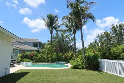 2724 Wymberly Dr, Jupiter, FL 33458 - Photo 11