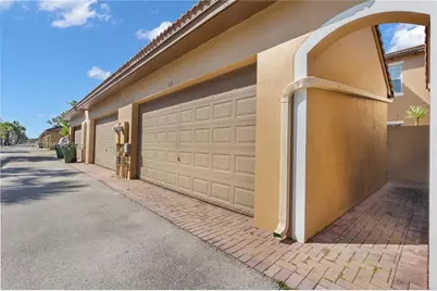 1119 SW 147th Ave, Pembroke Pines, FL 33027 - Photo 29