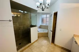 140 Meridian Ave, Miami Beach, FL 33139 - Photo 29