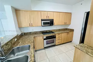 140 Meridian Ave, Miami Beach, FL 33139 - Photo 19