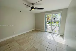 140 Meridian Ave, Miami Beach, FL 33139 - Photo 25