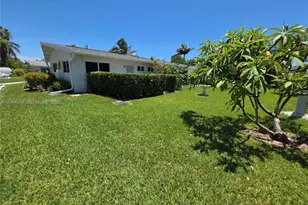 120 NE 10th Ave, Hallandale Beach, FL 33009 - Photo 15