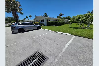 120 NE 10th Ave #3, Hallandale Beach, FL 33009 - Photo 19