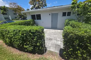 120 NE 10th Ave, Hallandale Beach, FL 33009 - Photo 5