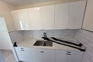 120 NE 10th Ave, Hallandale Beach, FL 33009 - Photo 3