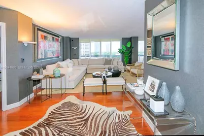 3600 Mystic Pointe Dr #718, Aventura, FL 33180 - Photo 1