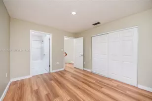 550 NW 82nd Ct, Miami, FL 33126 - Photo 31